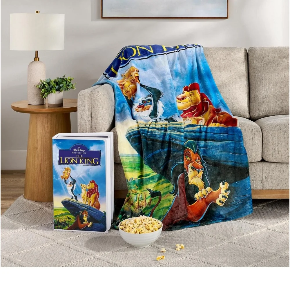 Disney Lion King Throw Blanket And Box - Picture 1 of 4